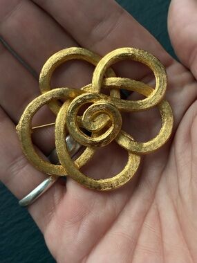 Gold Textured Floral Pin Brooch